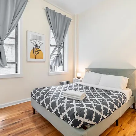 2 Bedroom Hidden Upscale Oasis